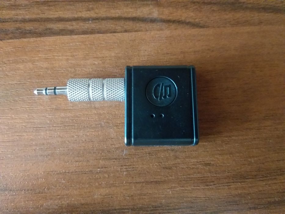 Автомобільний Bluetooth-адаптер