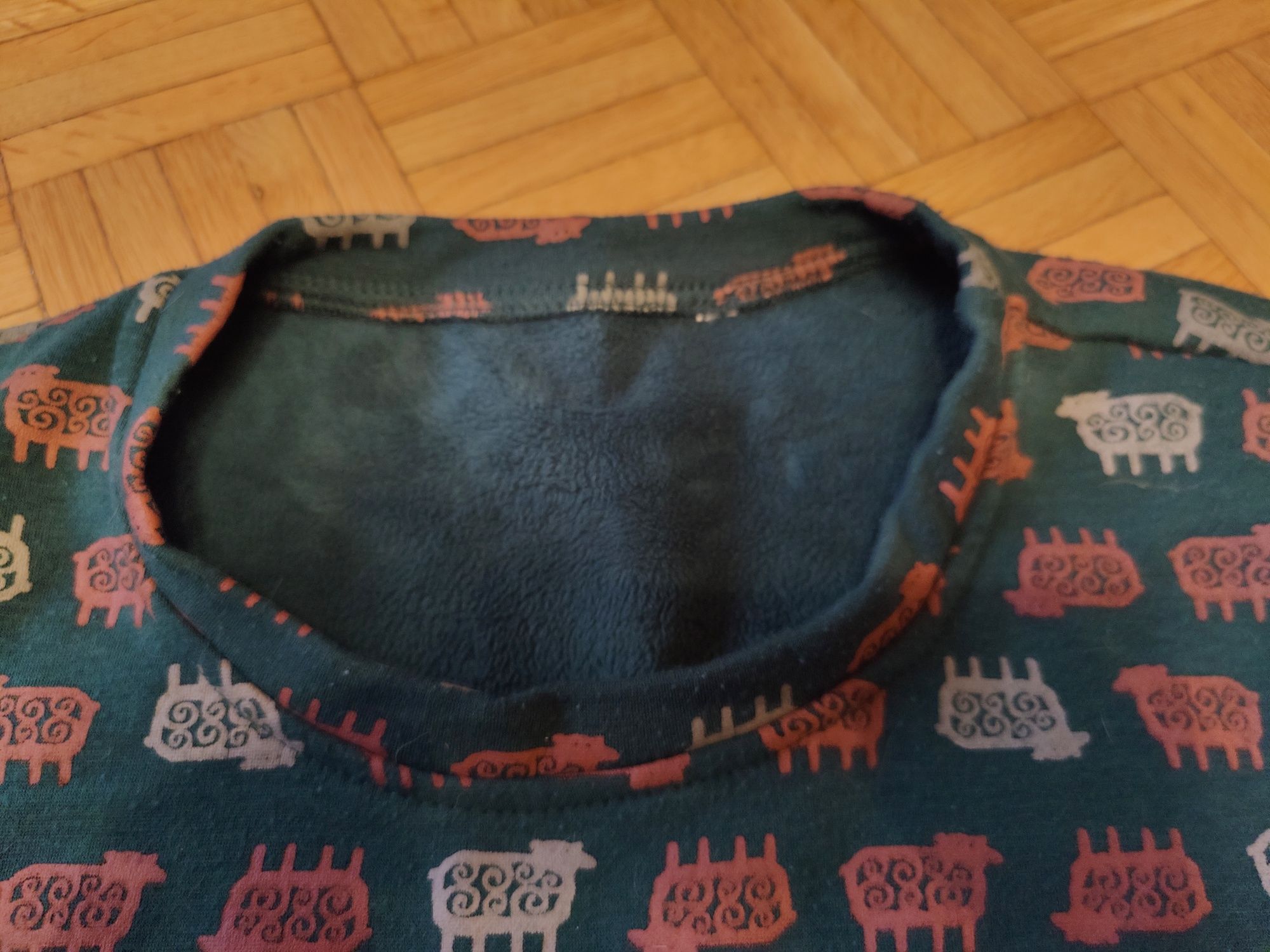 bluza długa owce norweski design polar klippan  butelkowa zieleń