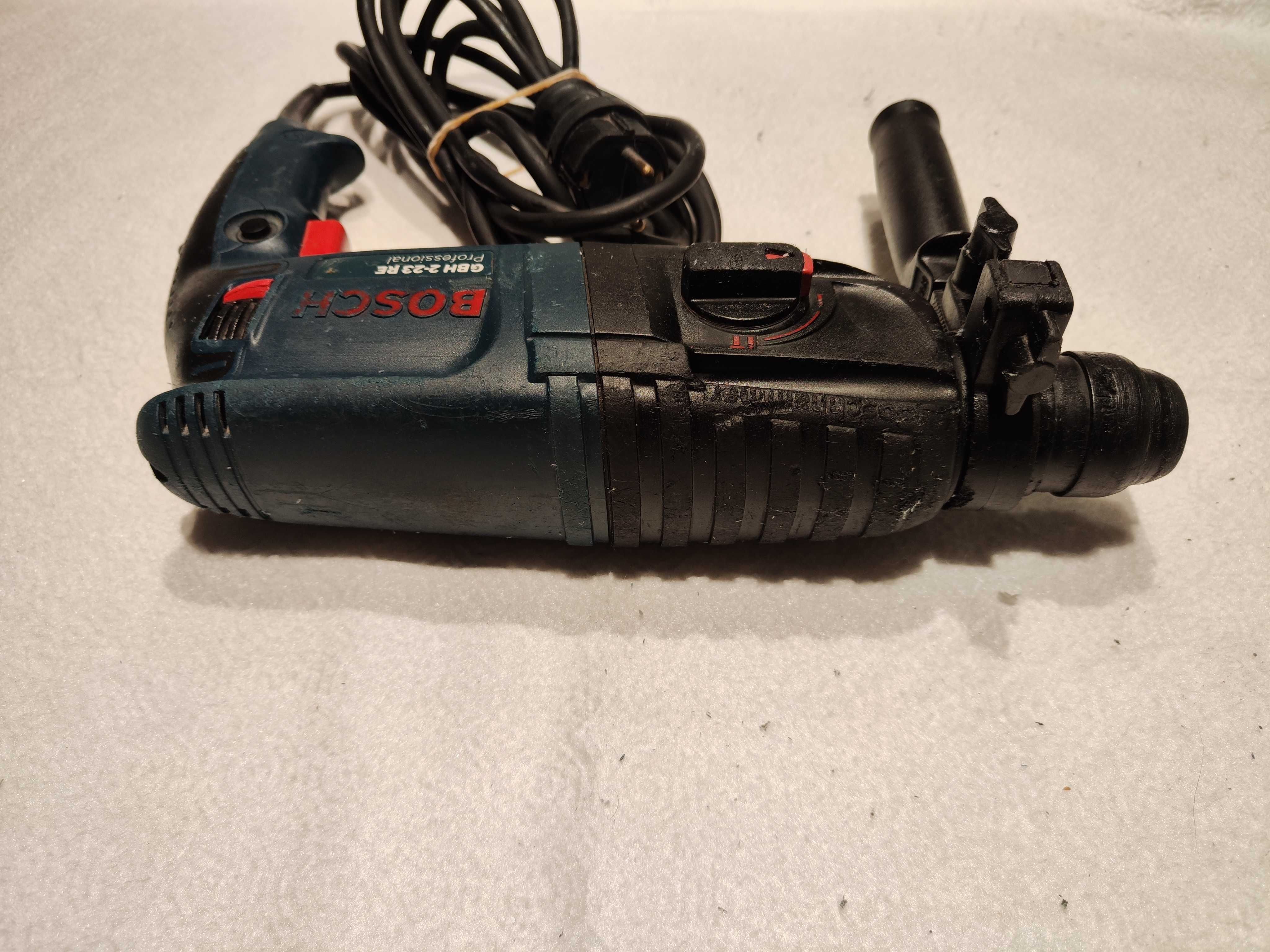Martelo Perfurador Bosch GBH 2-23 RE