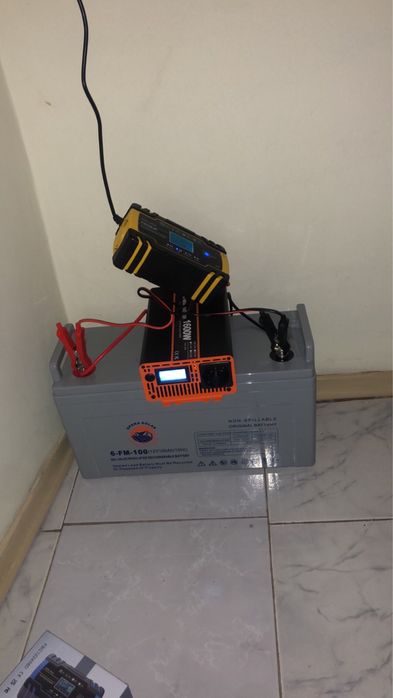 гелевый аккумулятор 100 ah, инвертор 800/1600 W, зарядка 12-24 V