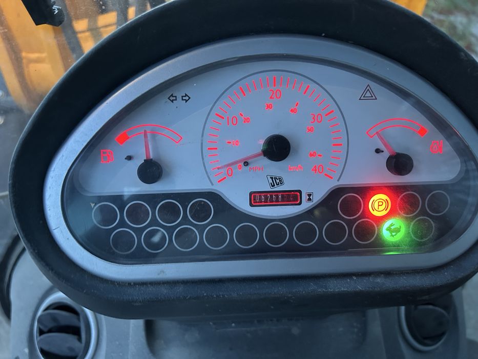 Sprzedam ładowarke jcb