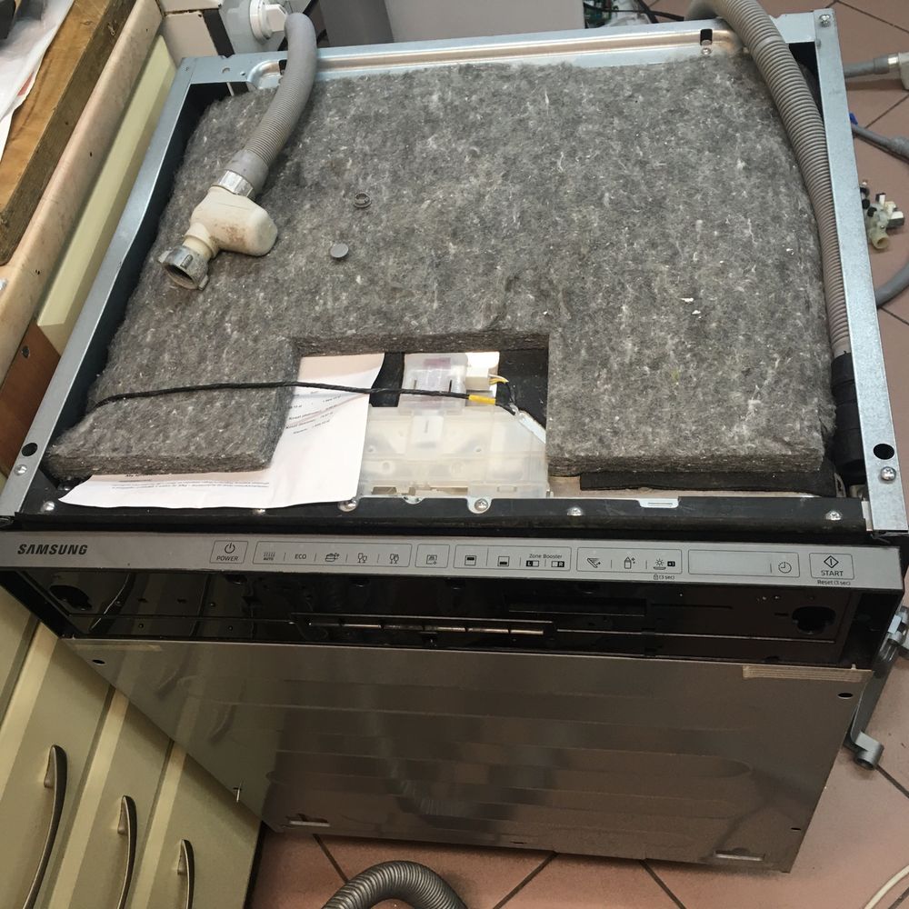 Zmywarka Samsung DW60K8550BB na części