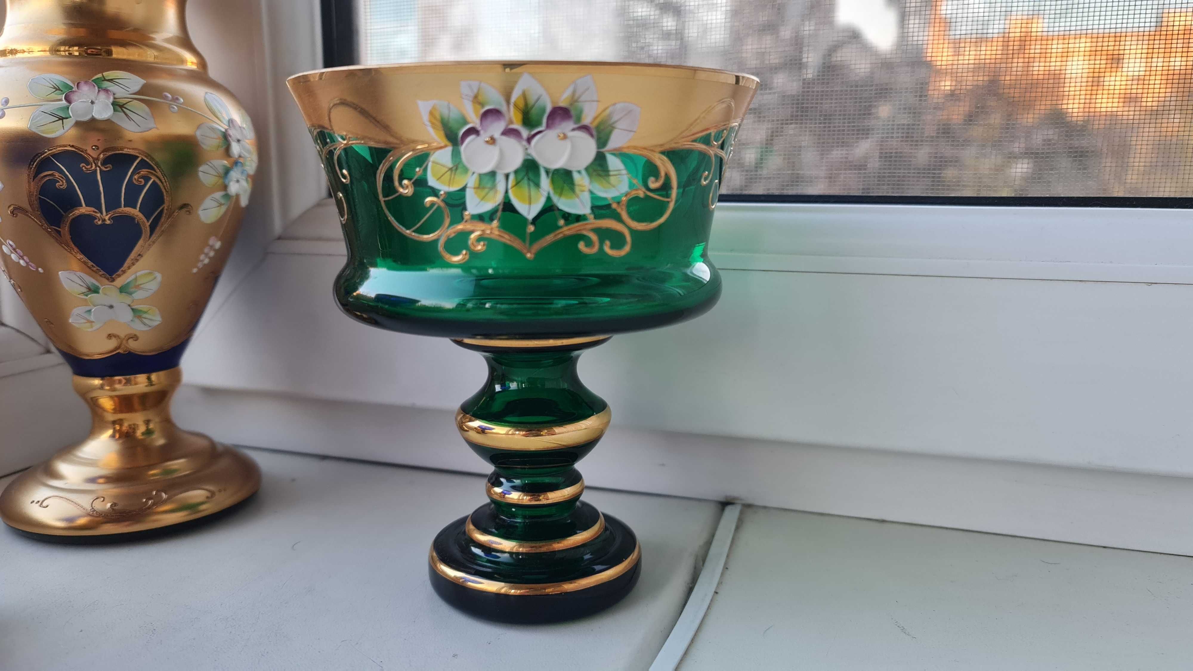 Шикарная ваза конфетница Богемия Смальта Чехословакия Bohemia