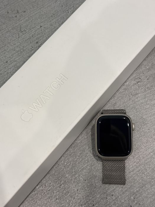 Apple watch 7 41mm Starlight Aluminium Case
