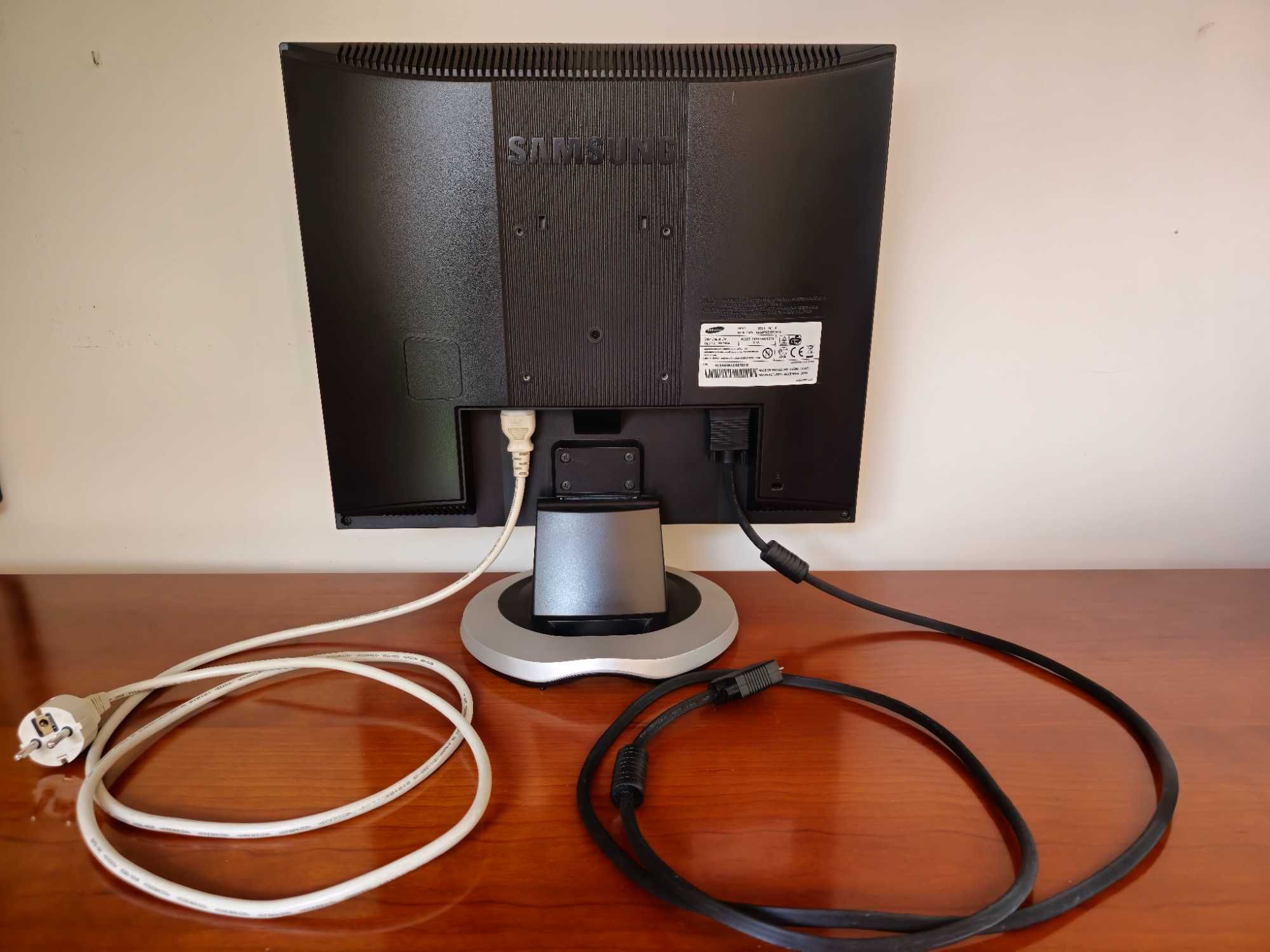 Monitor Samsung SyncMaster 901N - 19"