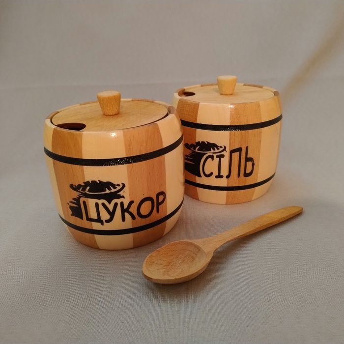 Дерев’яні бочечки для кухні (для цукру та солі)