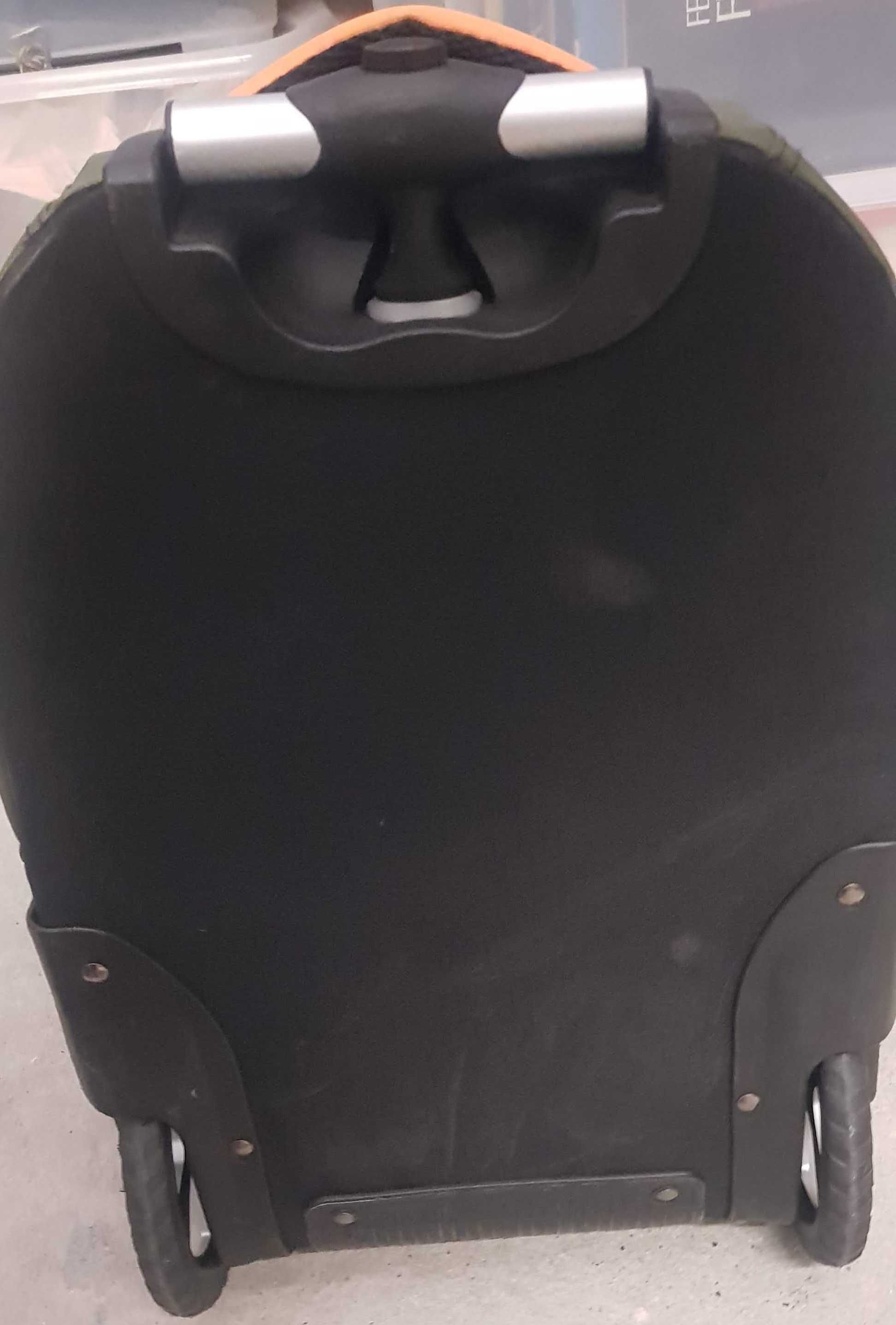 Mochila com rodinhas