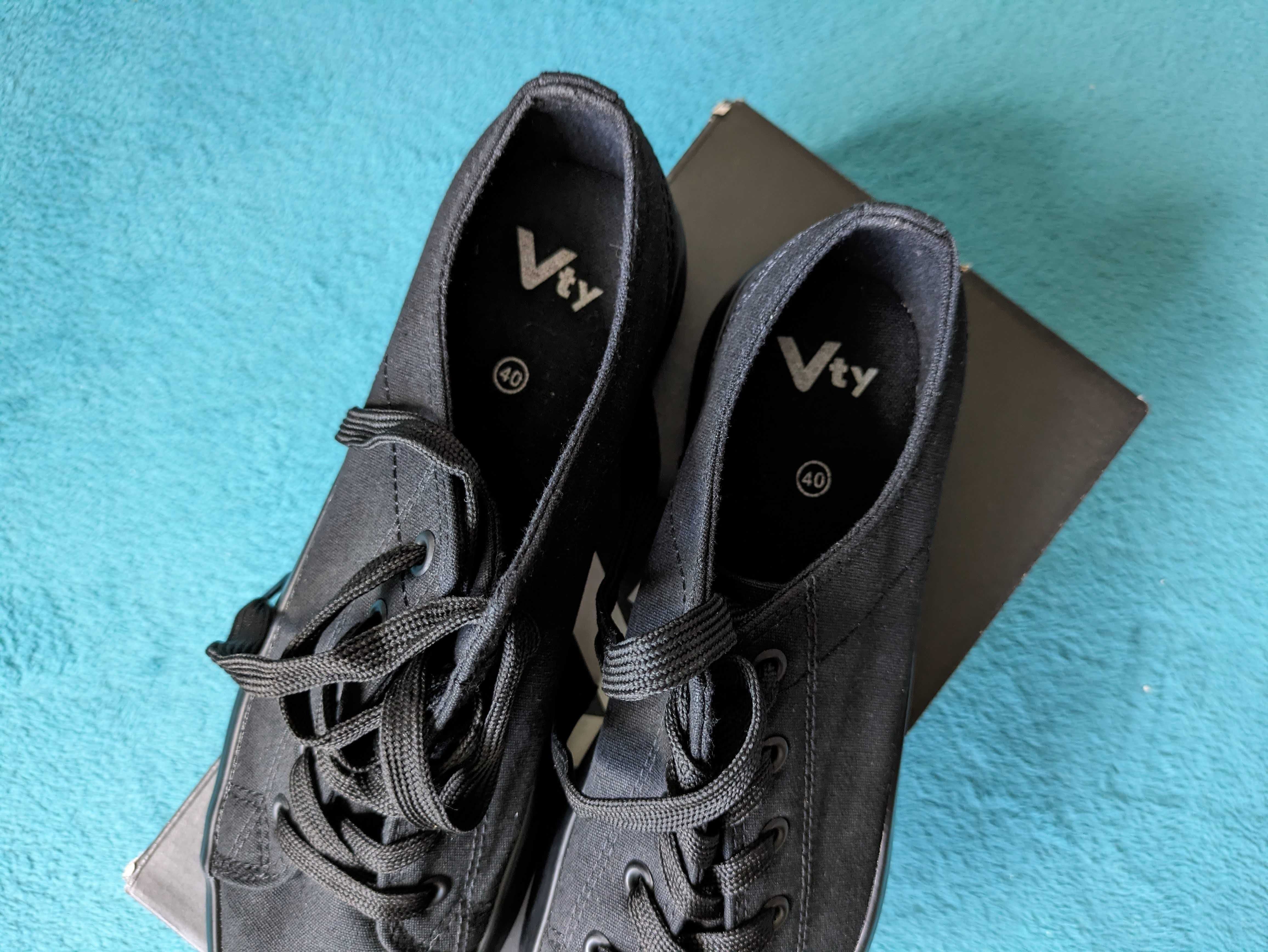 Buty damskie trampki czarne Vty rozmiar 40 - raz noszone