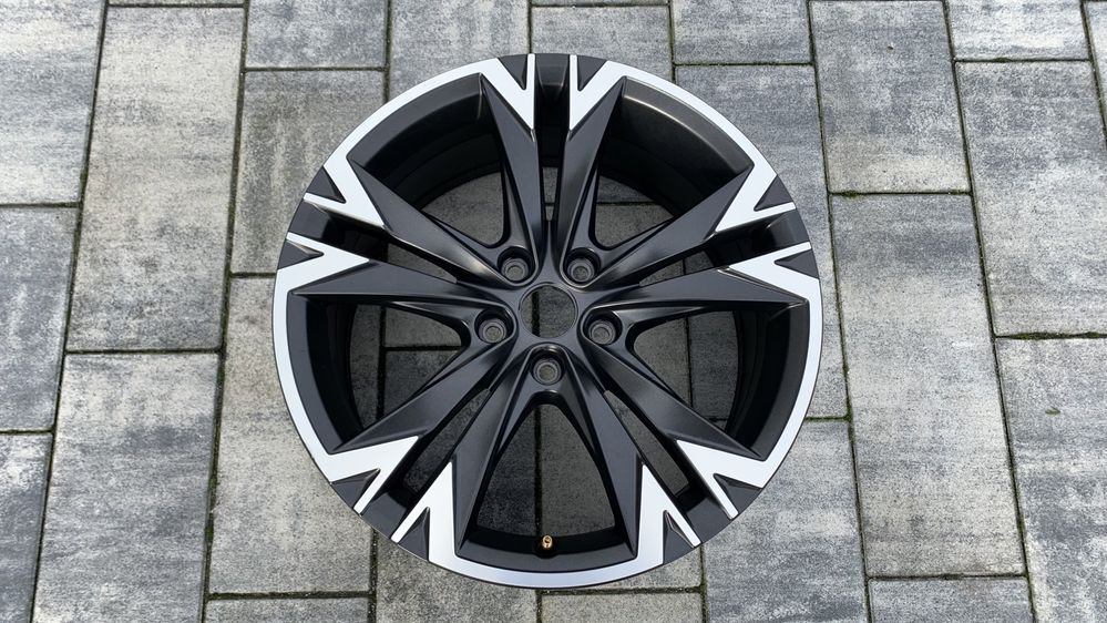 Felga Cupra Formentor 5x112 18 cali OE 5FF