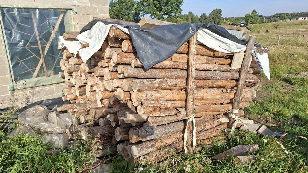 Stemple na budowę