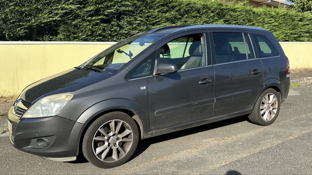 Opel Zafira 1.7D 2008 - COSMO Sport