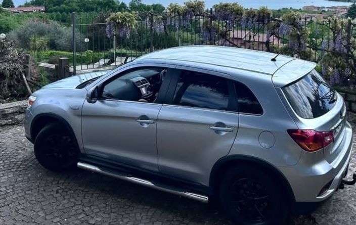 Orurowanie progi boczne stopnie Mitsubishi ASX