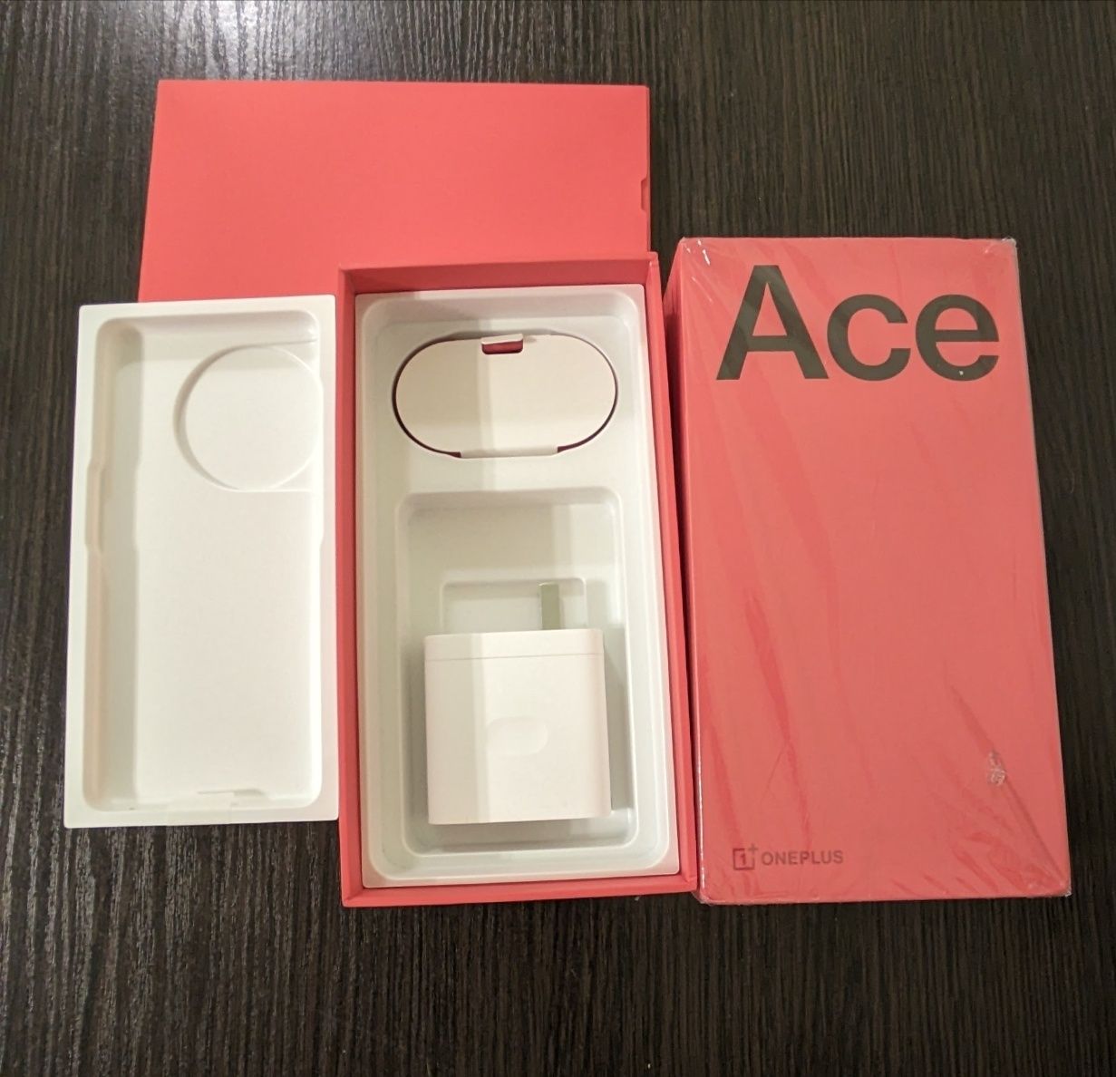 Продам новий OnePlus Ace 2 16 /512 ГБ BLACK