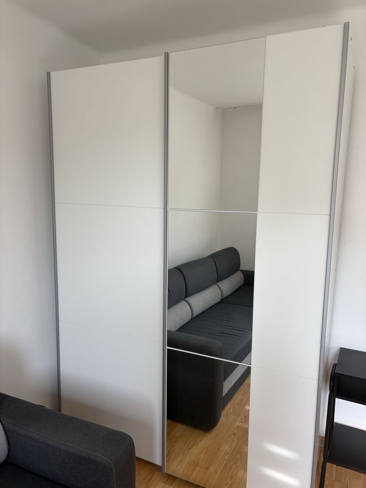 Szafa BASTIA z lustrem – przesuwna, 200 cm