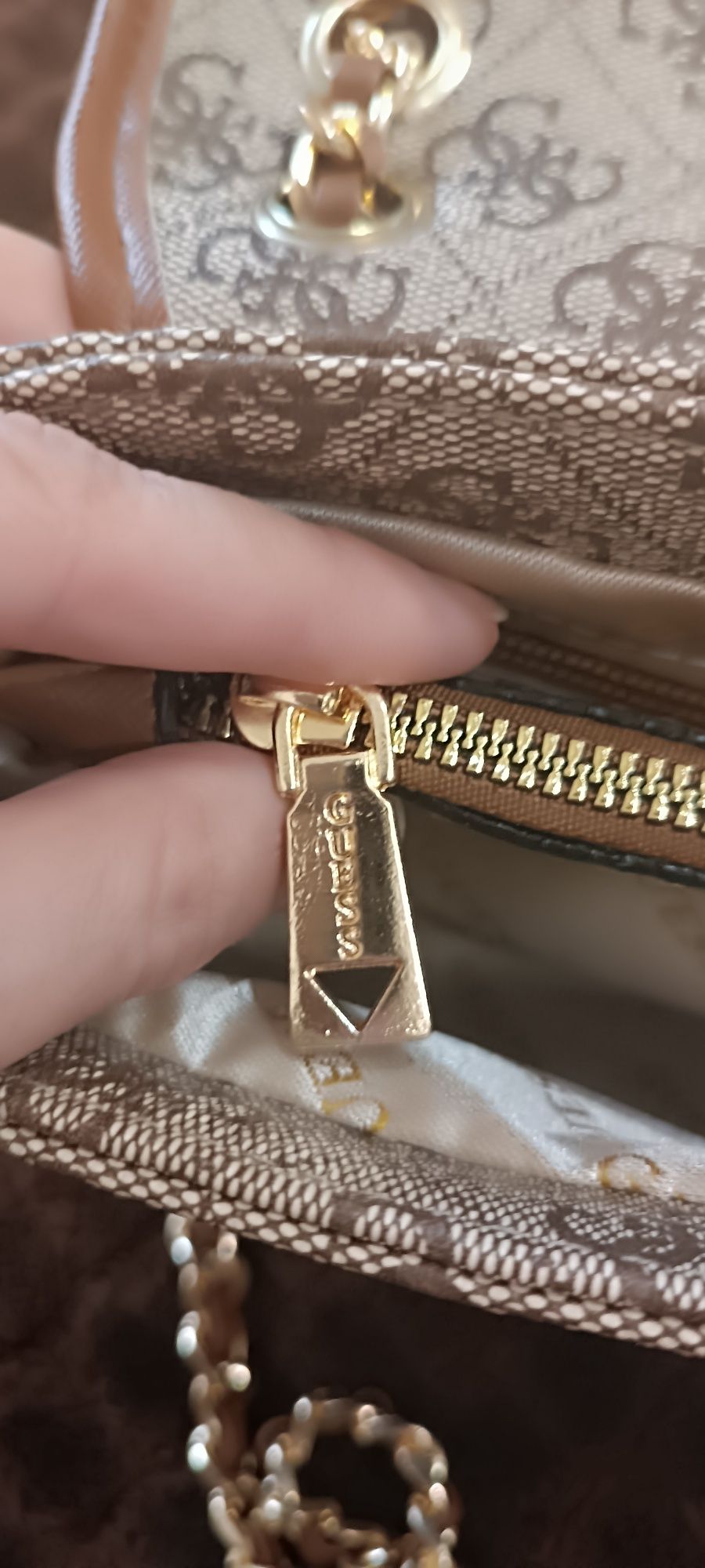 Продам сумочку нова