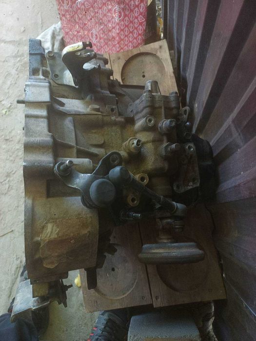 TOYOTA RAV4 МКПП 5ст(4передачі робочі) 2.0D D4D