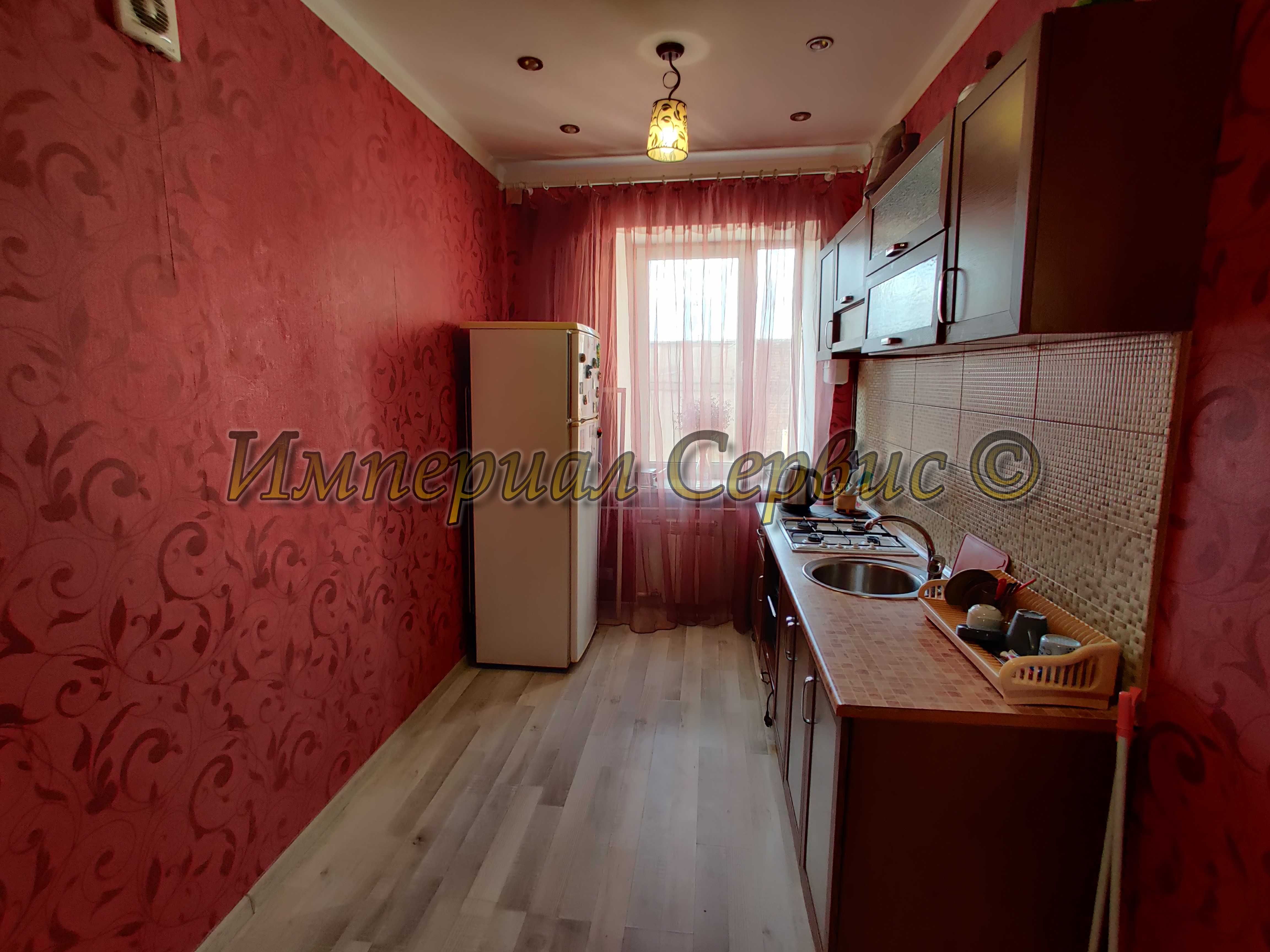 Продам 2 комнатную квартиру на Металлургов