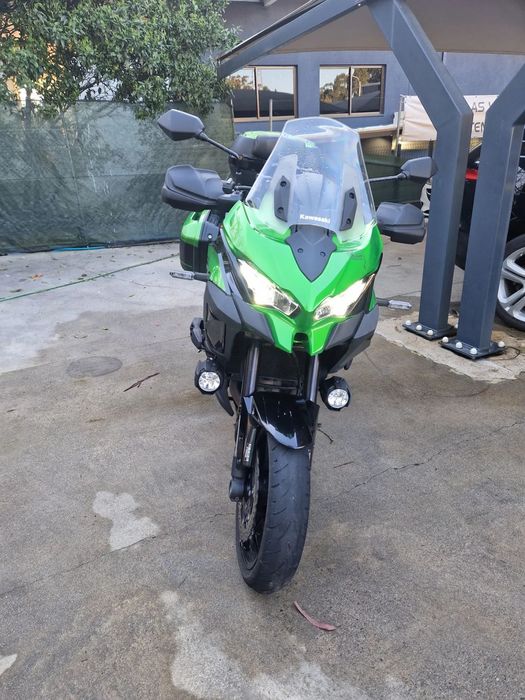 Kawasaki Versys SE Grand Tourer