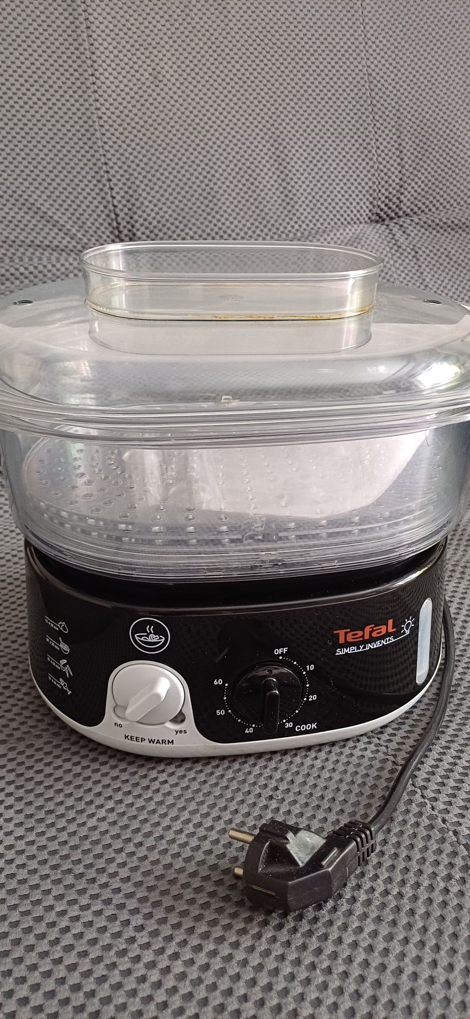 Продам пароварку Tefal