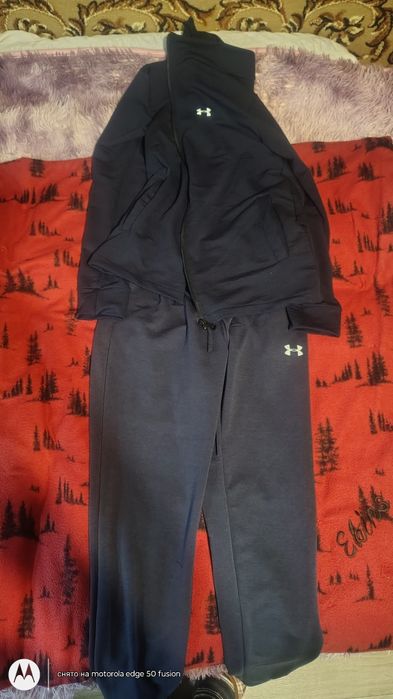 Продам Спортивный костюм мужской