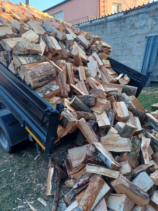 Drewno drzewo opałowe opał kominkowe buk dąb brzoza sosna olcha grab