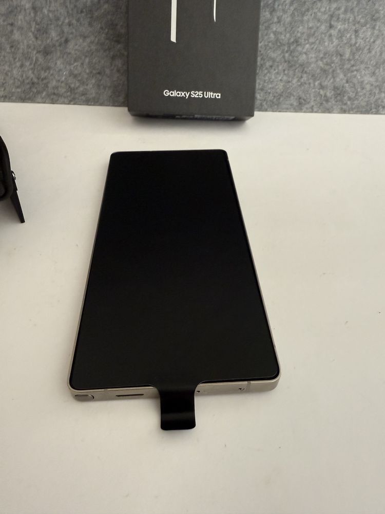 Troco/Vendo Samsung S25 Ultra 512GB Titanium Gray
