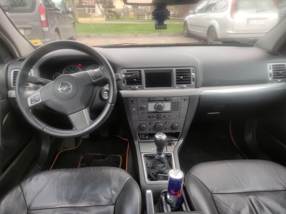 2005 Opel Signum 1.8 140km