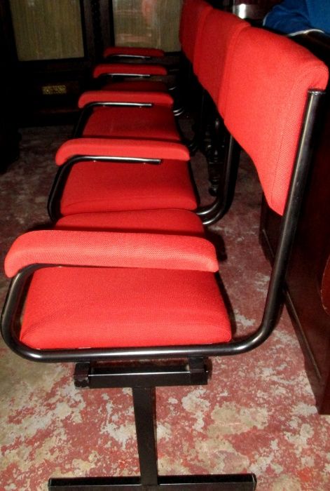 Conjuntos de cadeiras em módulos