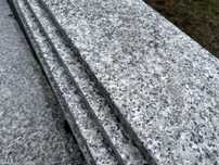 Parapety granitowe