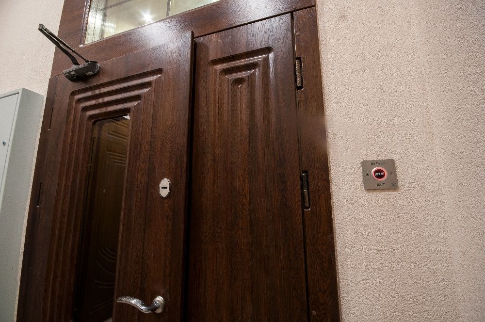 Сучасна квартира подобово в центрі міста (вул. Мукачівська 4/12)