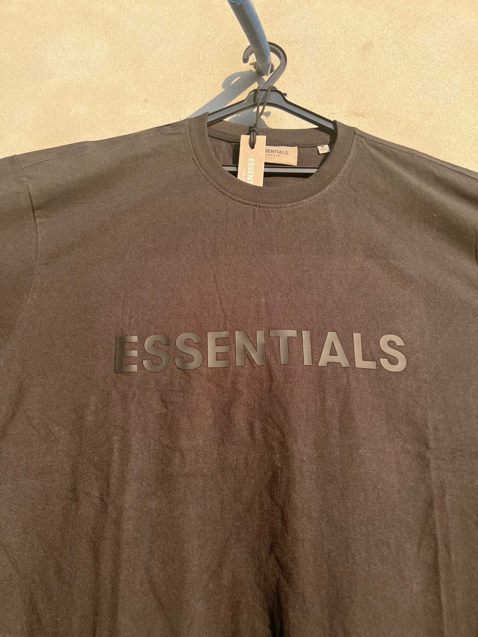 T-shirt Essentials Nova