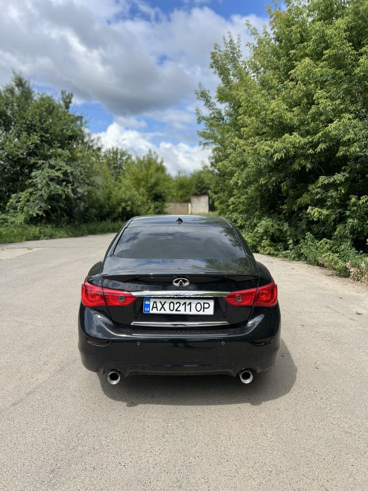 Infinity Q50 3.7 возможен обмен