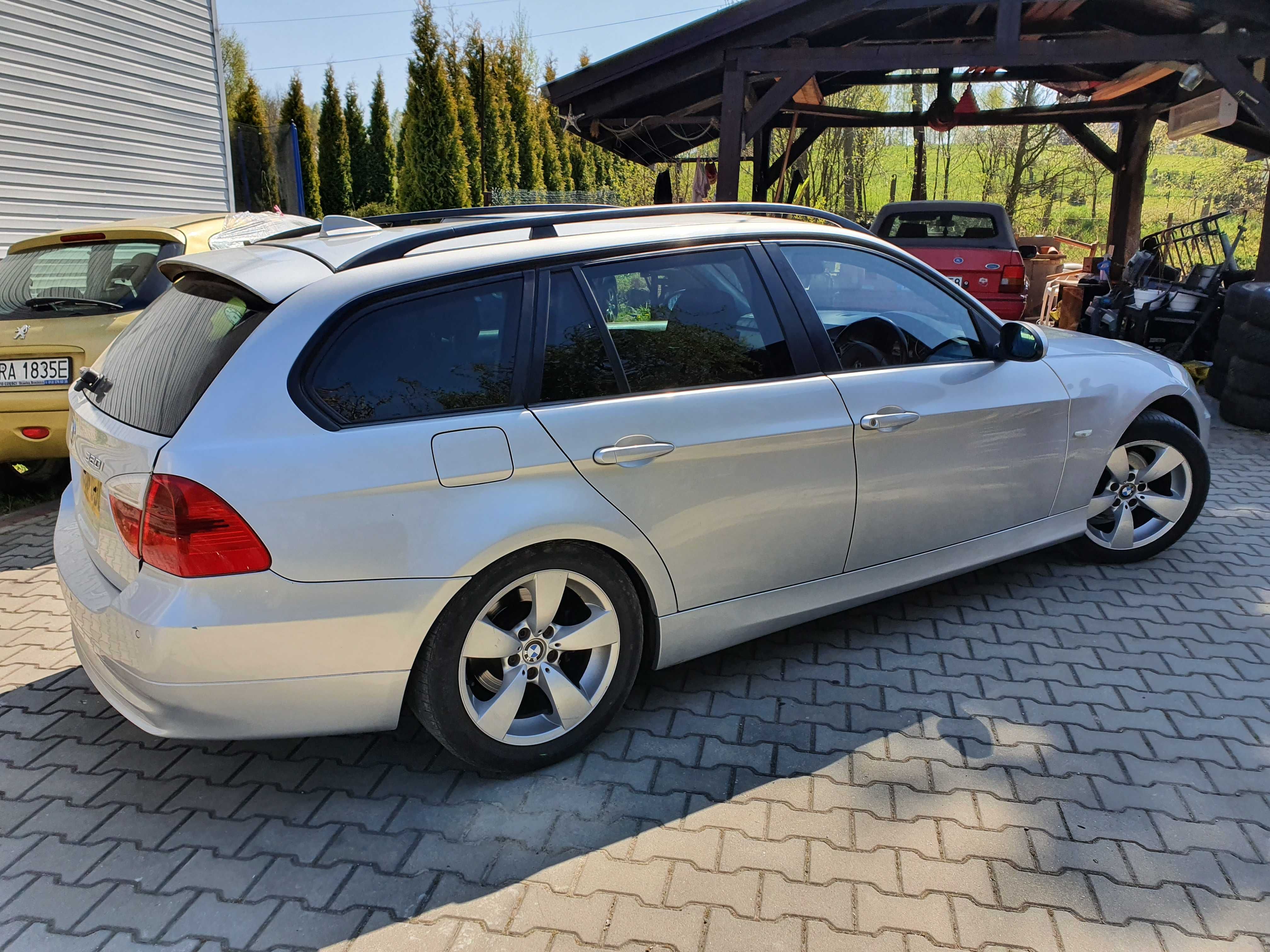 BMW 3 E91 320i 320d 325i 330i 330d Błotnik Ćwiartka Lewa Tylna 354/7