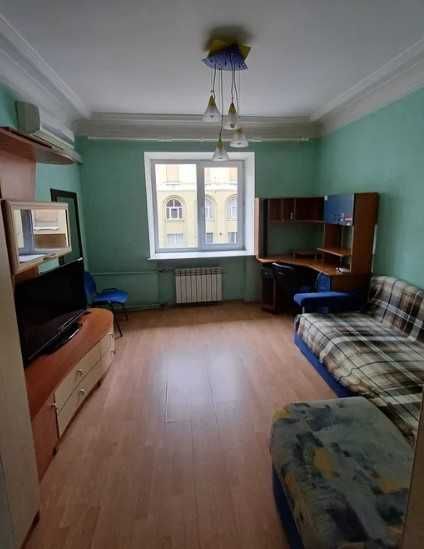 Продам 2комн.квартиру метро Конституции.Кооперативная.центр.Е-відновл