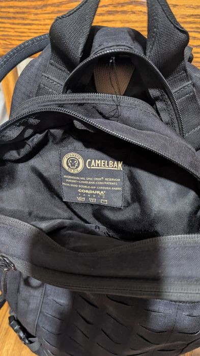 Рюкзак камелбек майже новий
