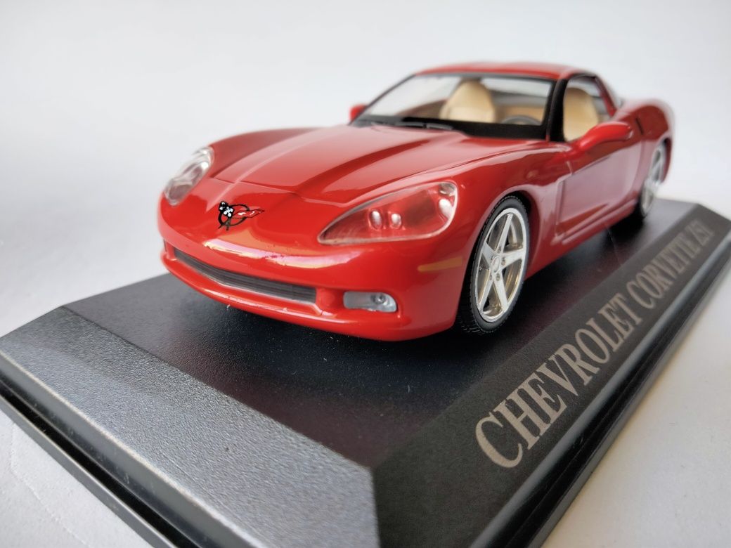 1/43 Chevrolet Corvette Z51 (2003)