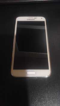 Samsung Galaxy S5 (SM-G900F) 2/16Gb (не працює дисплей,на запчастини)