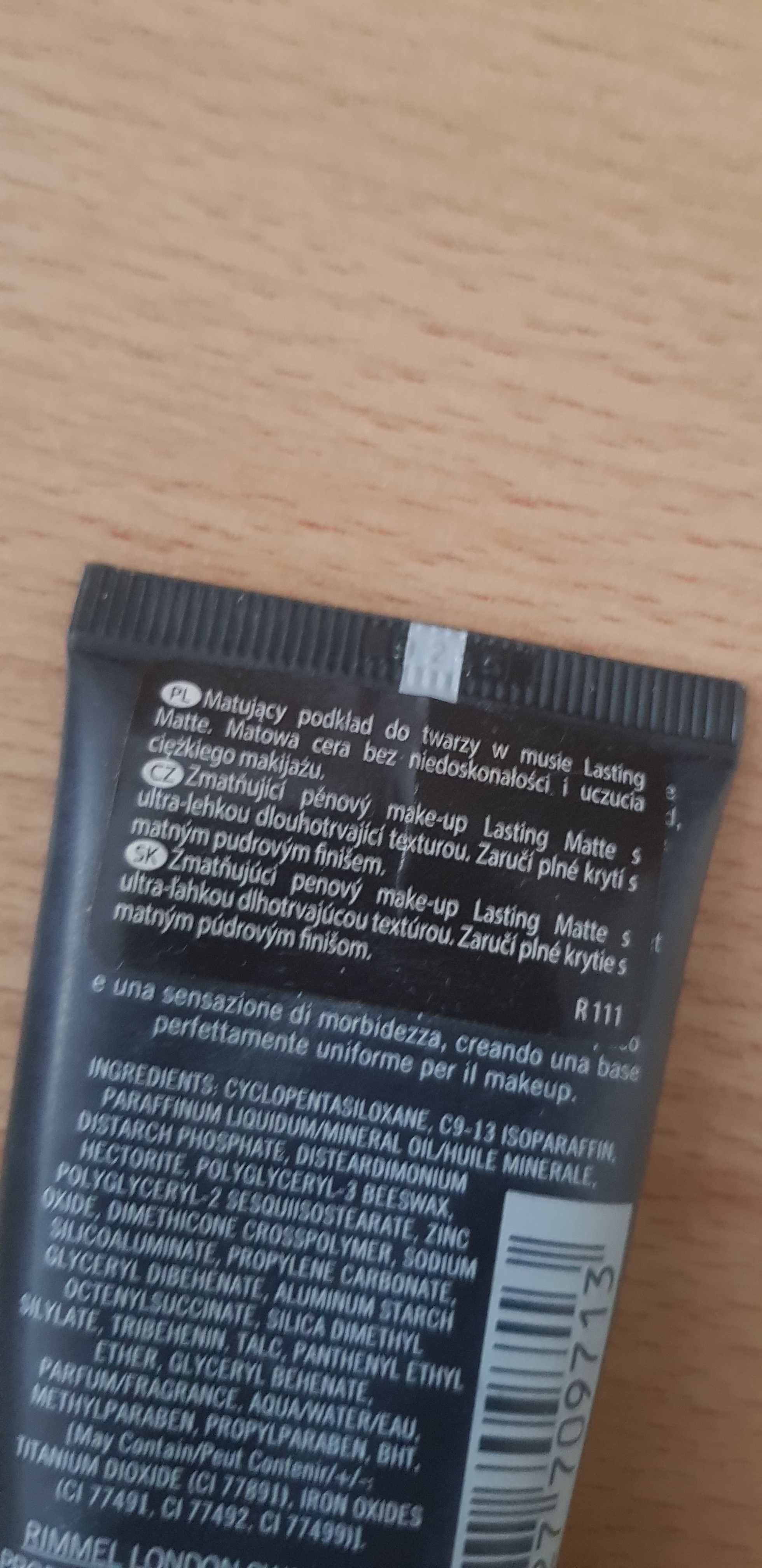 Podkład matujący mus Rimmel Lasting Finish 010 Warm Porcelain