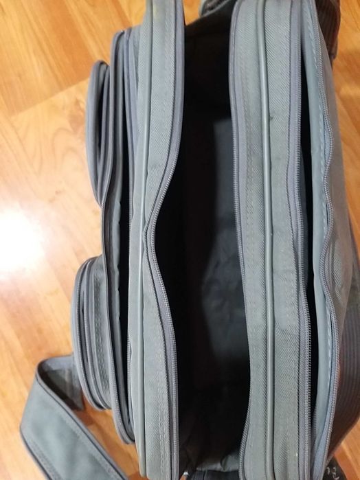 Spacious bag for camera, filming or other purpose.64552652637825122