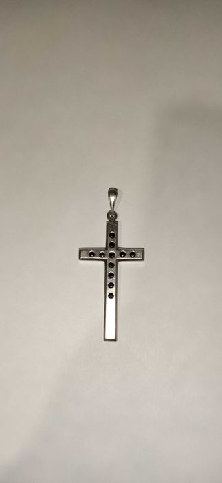 Продам серебряный крестик