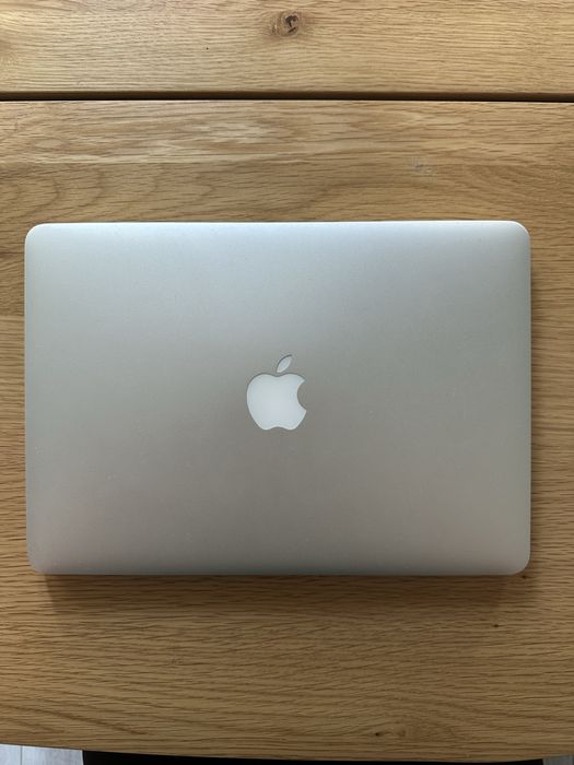 MacBook Pro 13” Retina (Late 2013) – 8 GB RAM / 256 GB SSD