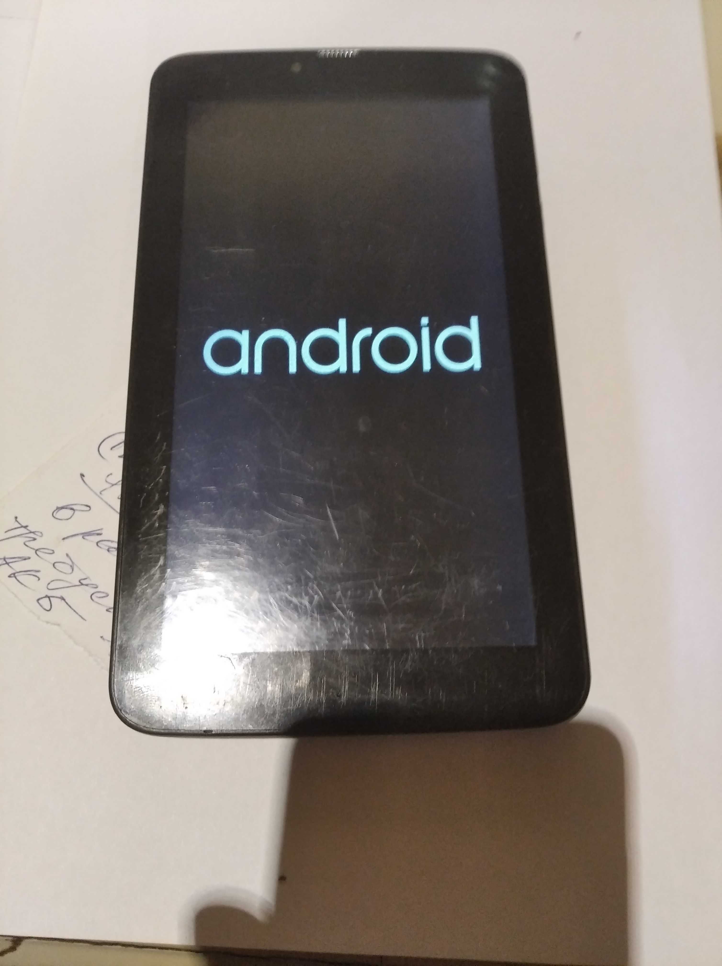 Продам планшет Elenberg TAB -738
