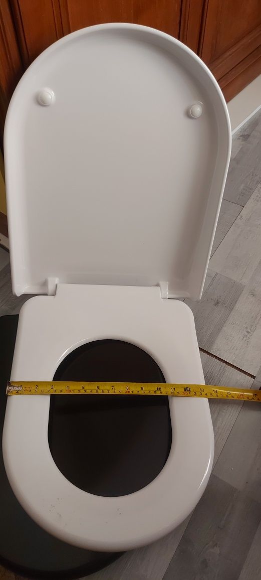 vendo tampa de sanita  usada em bom estado de uso
