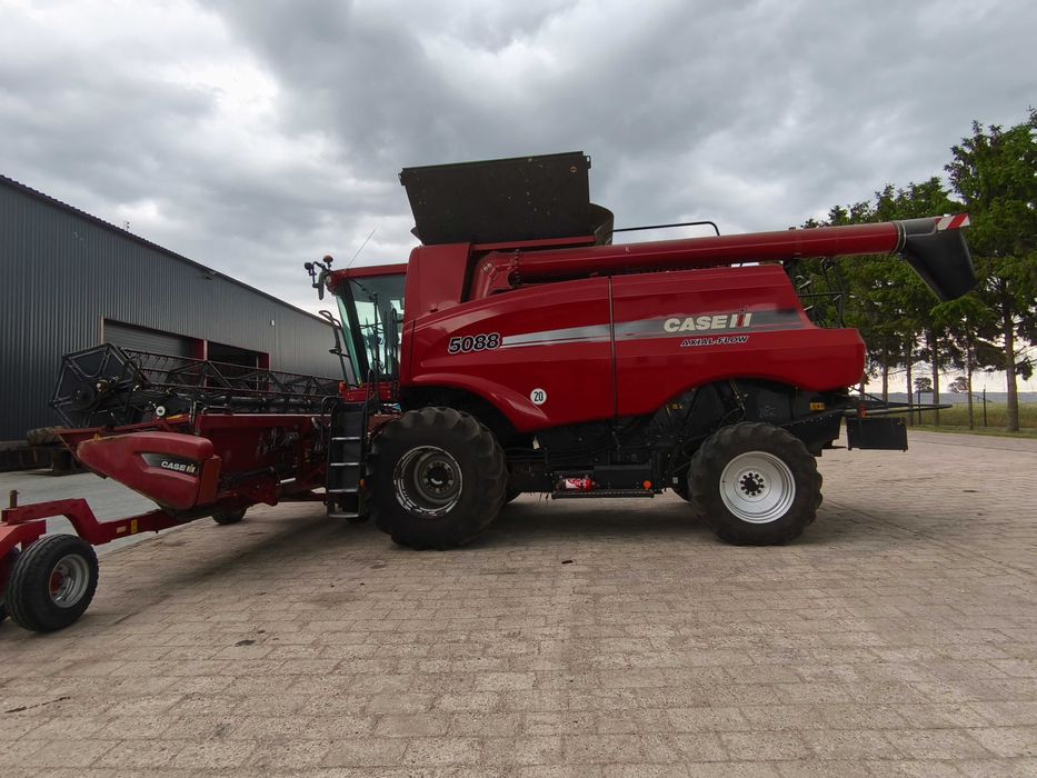Sprzedam kombajn CASE 5088