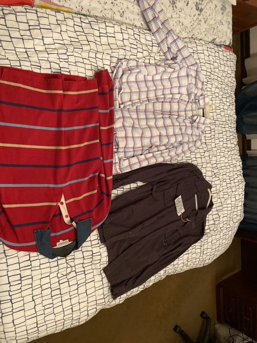 Pack tres polos e 2 camisas