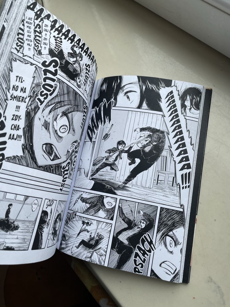 Manga książka Attack On Titan