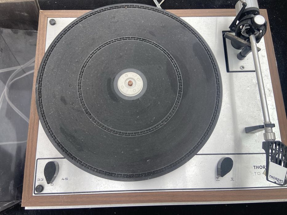 Gira discos Thorens TD165
