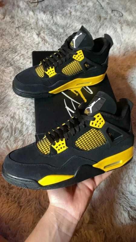 Nike Air Jordan 4 Retro Thunder 41