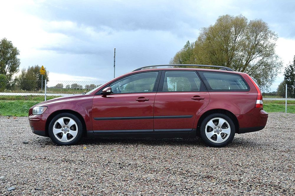 Volvo - V50  1.8 cm benzyna , klima , super stan , okazja !
