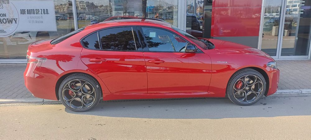 Alfa Romeo Giulia Alfa Romeo Giulia Veloce Q4 280 KM Rosso Alfa